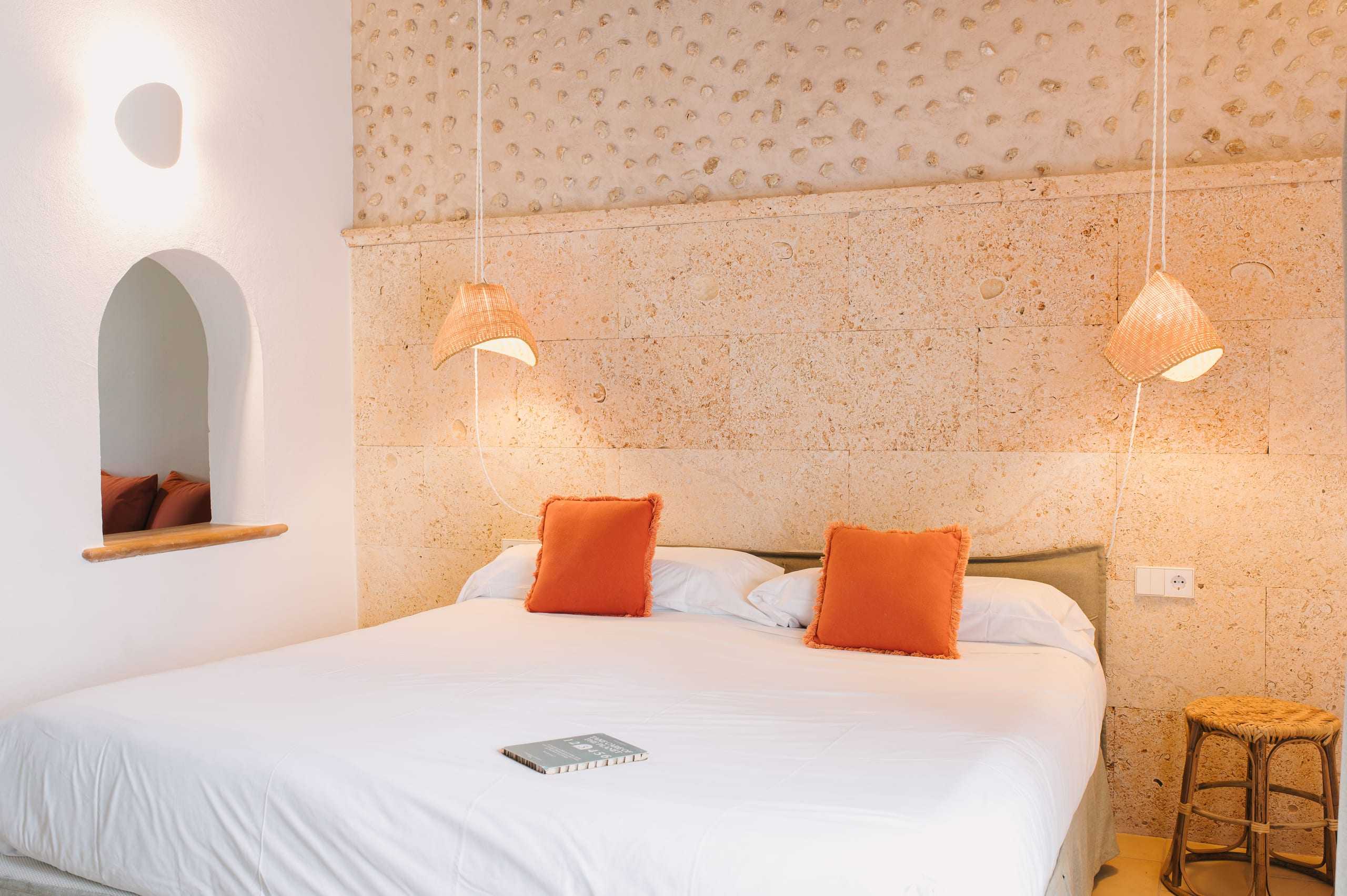 Comfort room at Curolla, photo 4