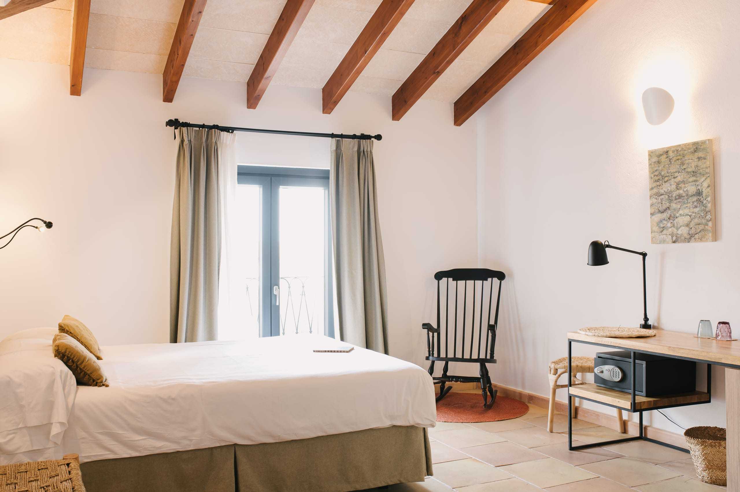 Standard room at Curolla, photo 2